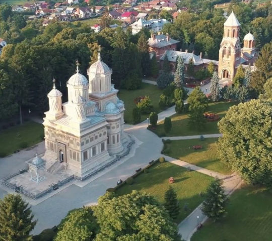 Mănăstirea Curtea de Argeș