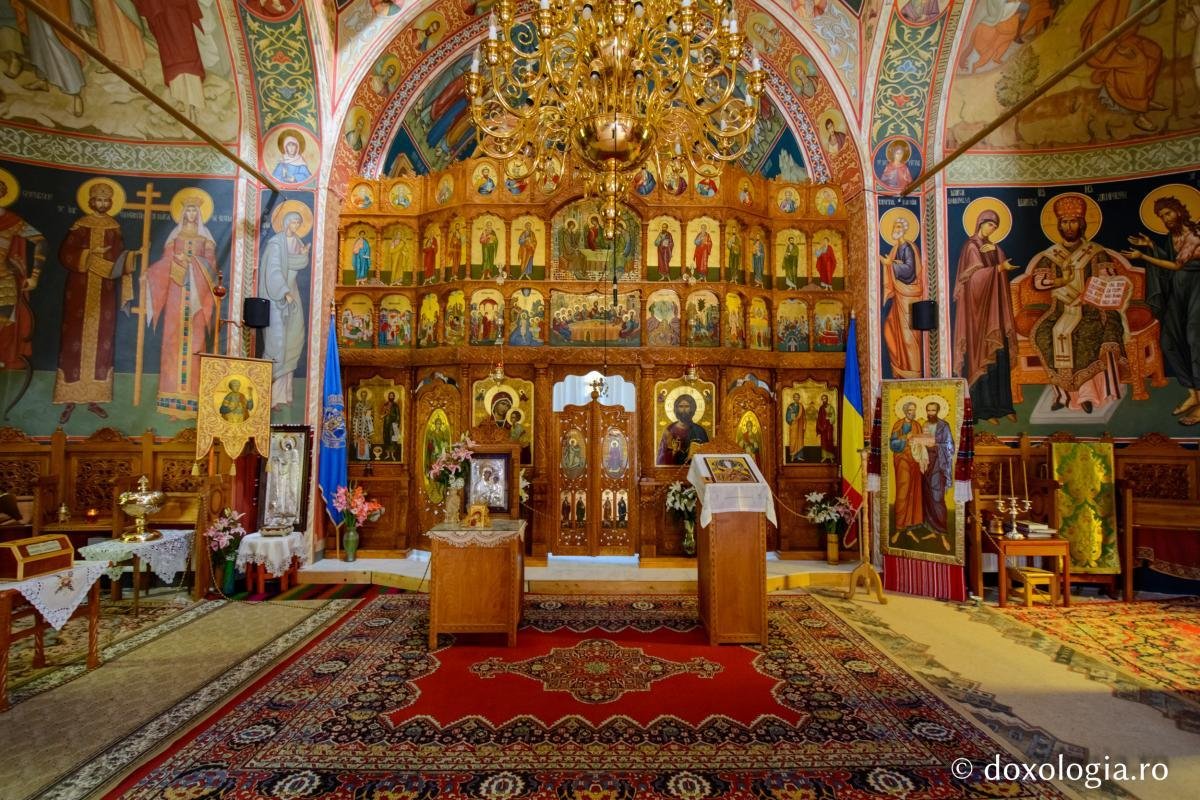 manastirea_sf_apostoli_cartisoara_-_foto_silviu_cluci_0174 Mănăstirea Sfinții Apostoli Petru și Pavel 2024
