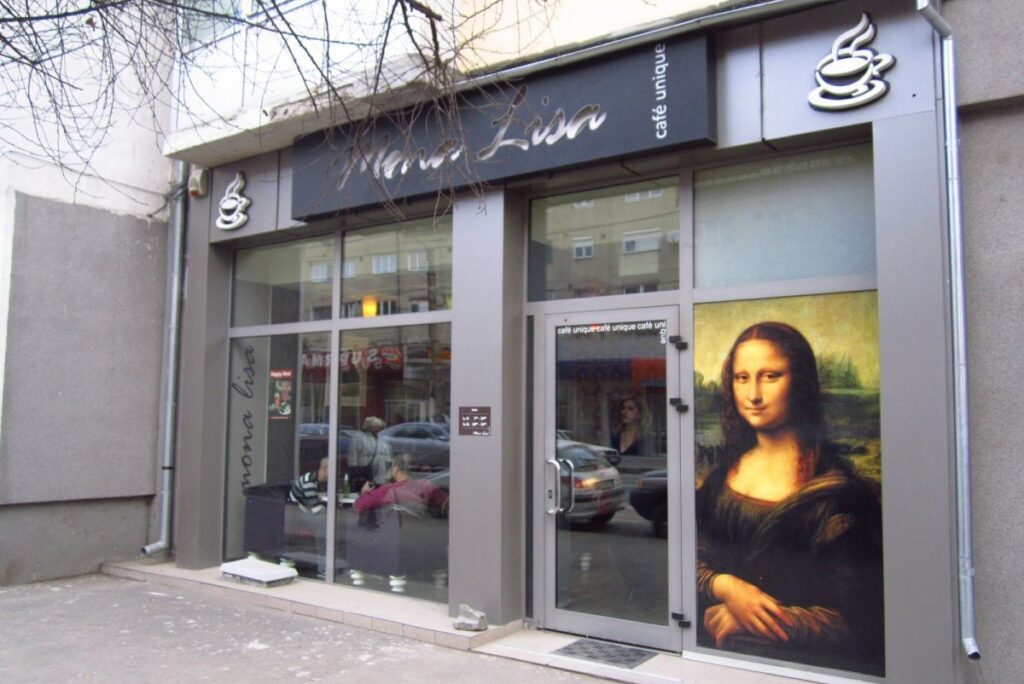 Mona Lisa Café Unique